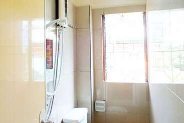 پانسیون B&j Guesthouse And Functions Inc