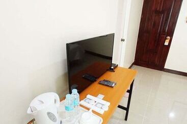 پانسیون B&j Guesthouse And Functions Inc