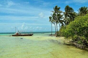پانسیون Huraa East Inn