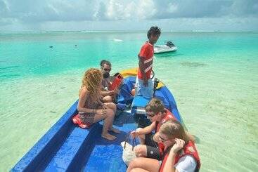 پانسیون Huraa East Inn