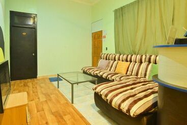 پانسیون Huraa East Inn