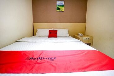 هتل Reddoorz Near Pasar Tarapung Siring Banjarmasin