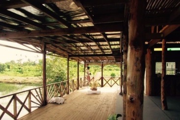 هتل Vai Villas