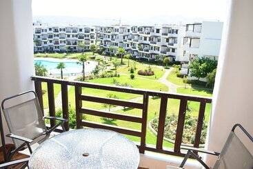 Mirador Golf Apart