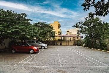 מלון דירות Ramana Towers