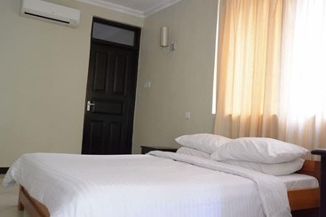 هتل Mahale Classic Lodge