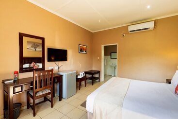 هتل Premier Guest Lodge