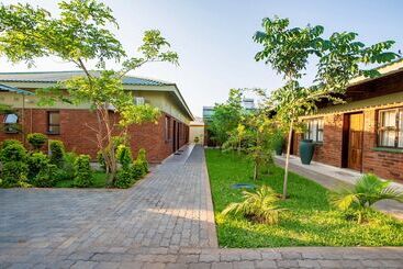 هتل Premier Guest Lodge