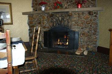 هتل Sheridan Inn   Best Western Signature Collection