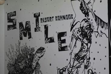 هتل Smile Resort Koh Mook