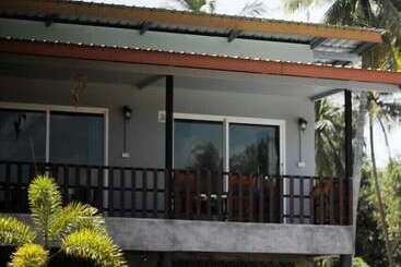 هتل Smile Resort Koh Mook