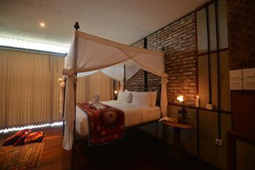 هتل Taman Nauli Boutique Rooms