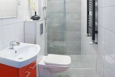 پانسیون 7th Room Guest House