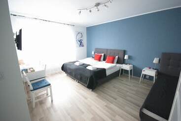 پانسیون 7th Room Guest House