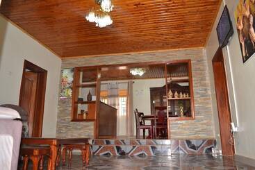 پانسیون Keva Guest House