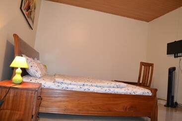 پانسیون Keva Guest House