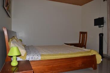 پانسیون Keva Guest House