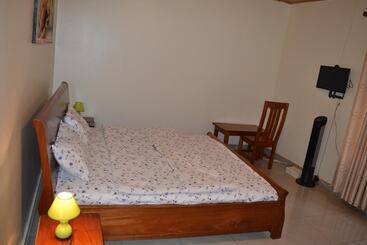 پانسیون Keva Guest House