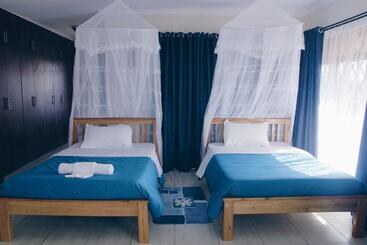 پانسیون Mission Guest House