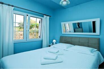Stavento Apartments