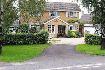 住宿加早餐  Silverstone Guest House