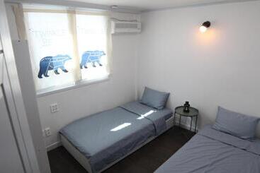 Gwang Seok Dong Guest House & Hostel