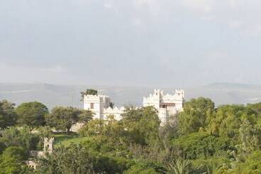 هتل Atse Yohannes