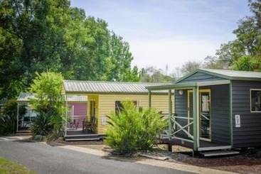 هتل Holiday Haven Kangaroo Valley