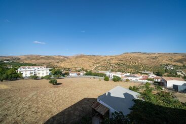 هتل Hostal Vista A La Sierra