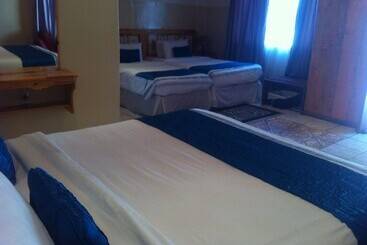 هتل Maeto Lodge