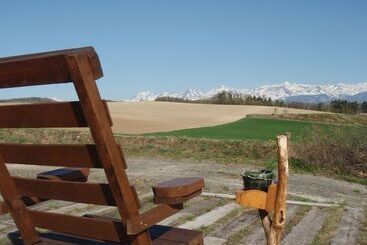 هتل Pension Landscape Furano