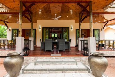 پانسیون Casa De Leela Self Catering Guest House