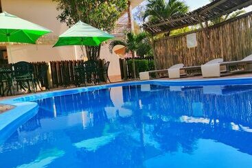 پانسیون Casa De Leela Self Catering Guest House