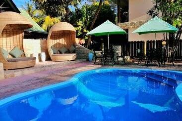 پانسیون Casa De Leela Self Catering Guest House