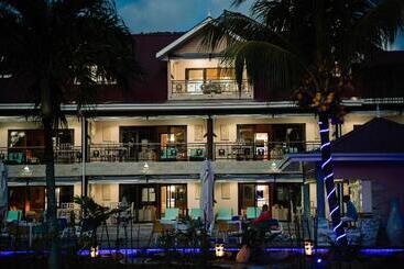پانسیون Casa De Leela Self Catering Guest House
