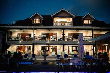 پانسیون Casa De Leela Self Catering Guest House