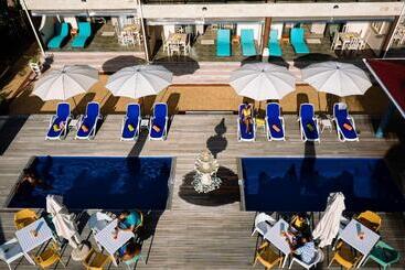 پانسیون Casa De Leela Self Catering Guest House