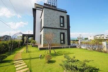 Sakura Bed And Breakfast