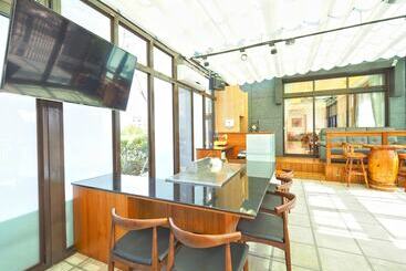 Sakura Bed And Breakfast
