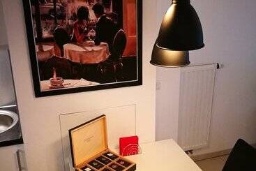 Shs Suite Home Sweet Strassen Iii