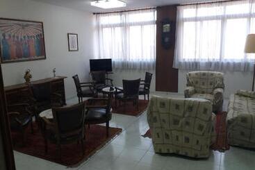 هاستل Centro San Viator