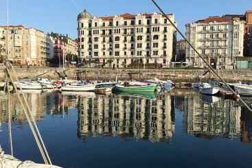 הוסטל Enjoy Santander