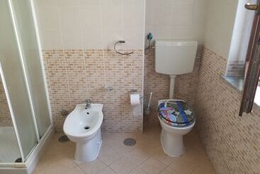 تختخواب و صبحانه Garden Inn