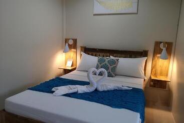 تختخواب و صبحانه Tropical Stay Accommodations
