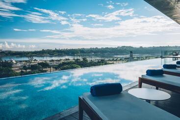 هتل Iberostar Grand Packard