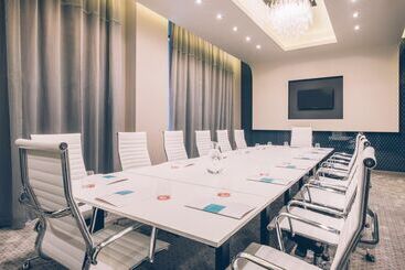 هتل Iberostar Grand Packard