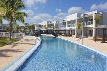 هتل Iberostar Selection Holguín