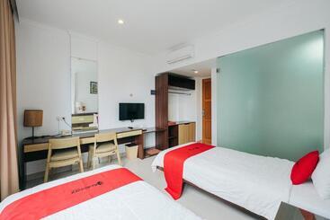 هتل Reddoorz At Bali Kepundung Denpasar