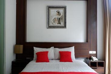 هتل Reddoorz At Bali Kepundung Denpasar