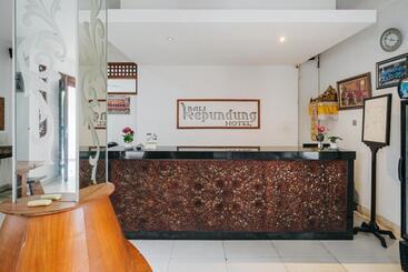 هتل Reddoorz At Bali Kepundung Denpasar